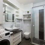 Appartamento Leonardo50 Apartment- Modern With Parking & Balcony Near Metro - Budapest