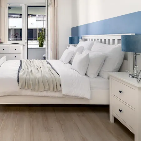 Leonardo50 Apartment- Modern With Parking & Balcony Near Metro - Διαμέρισμα Βουδαπέστη